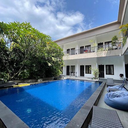 Seminyak Point Guest House Екстер'єр фото