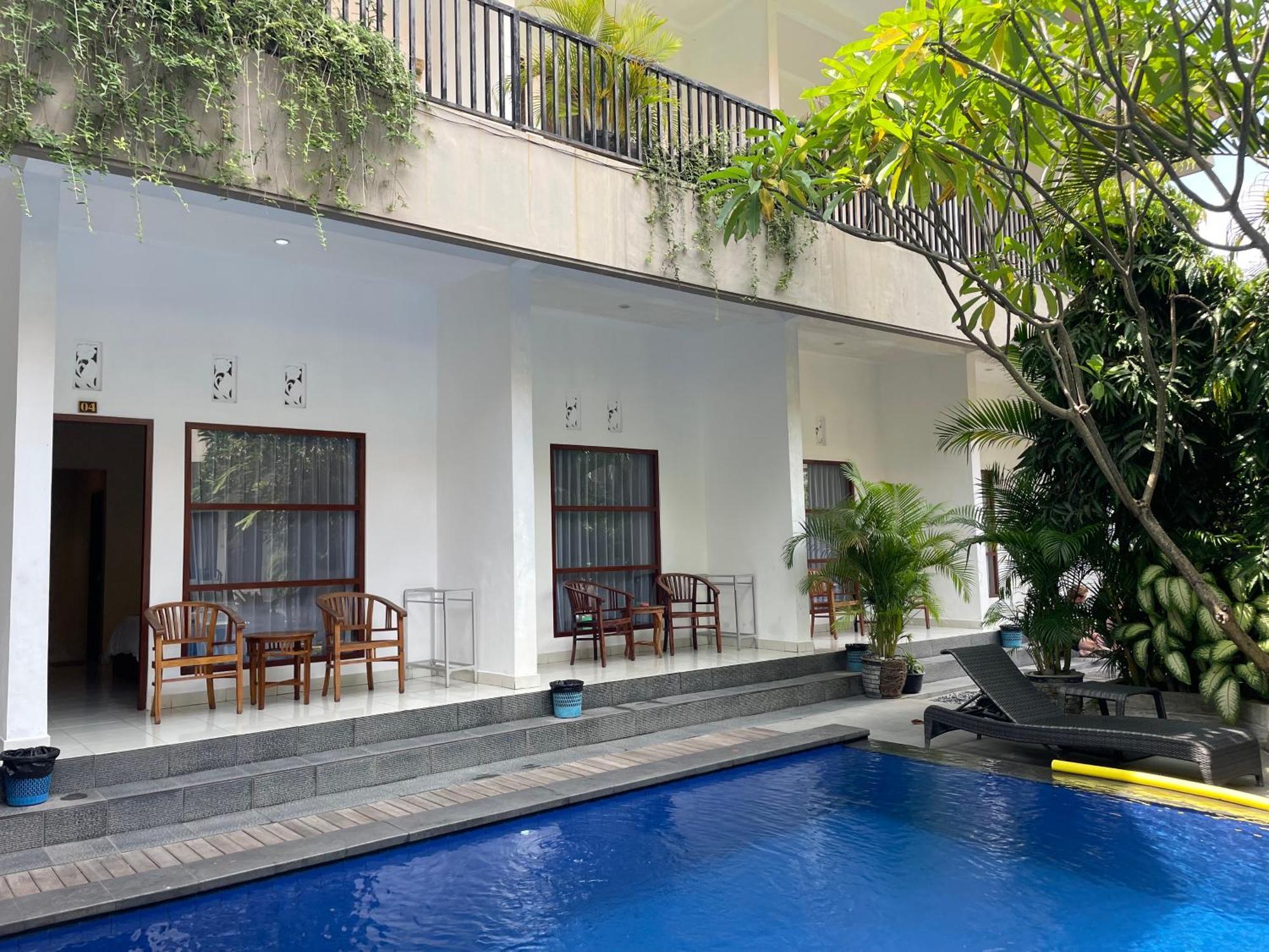 Seminyak Point Guest House Екстер'єр фото