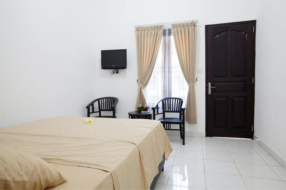 Seminyak Point Guest House Екстер'єр фото